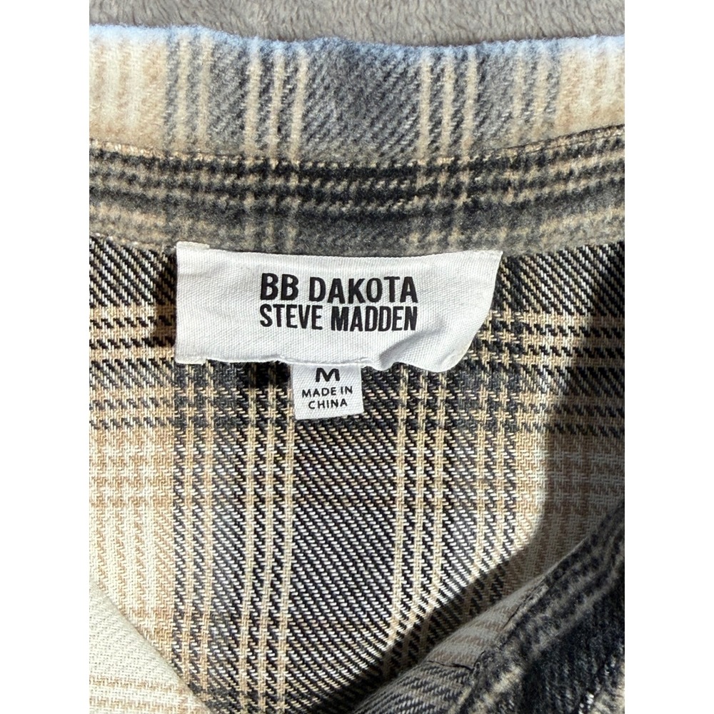 Women's Steve Madden Plaid Jacket Black Tan Cream Flannel Jacket CL42549W M - Picture 4 of 9